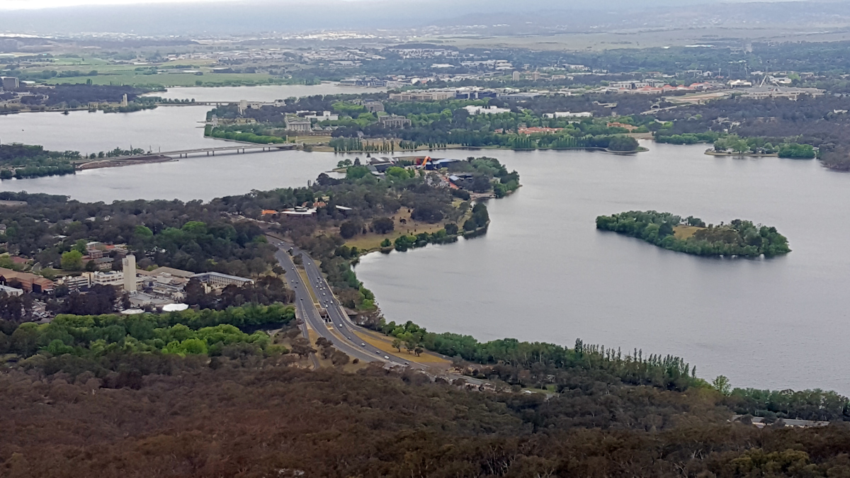 Day Tour to Canberra Photo13