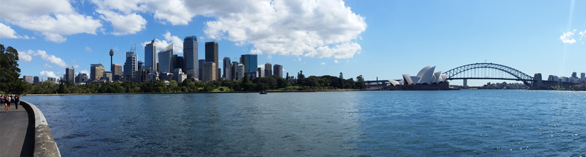 sydney harbour bridge panorama