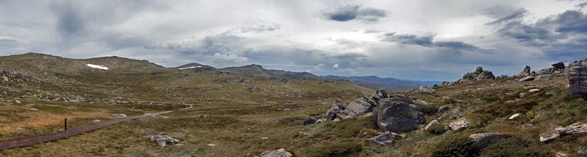 panorama of Kosciuszko summit