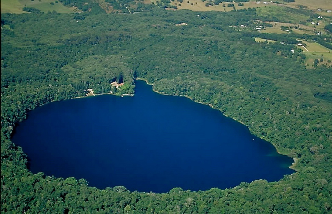 Great Waterfalls and Crater Lakes Private Tour