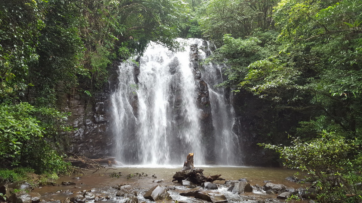 Great Waterfalls and Crater Lakes Private Tour