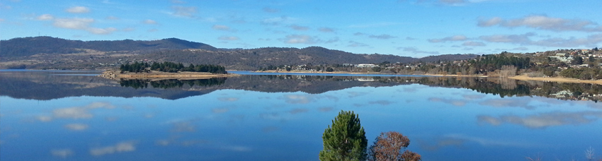 panorama of Jindabyne Lake in Mountains